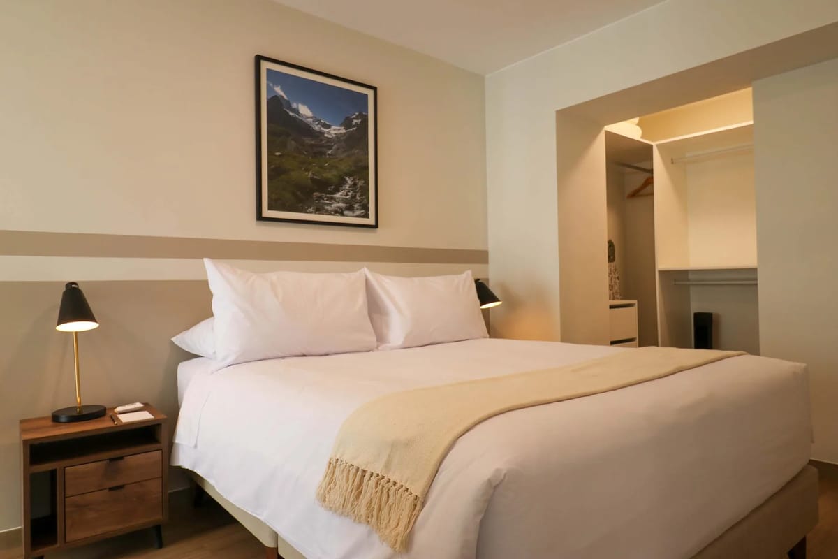 Cozy 1BR w/ Majestic Deco in Miraflores
