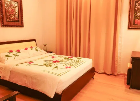 Queen Room
