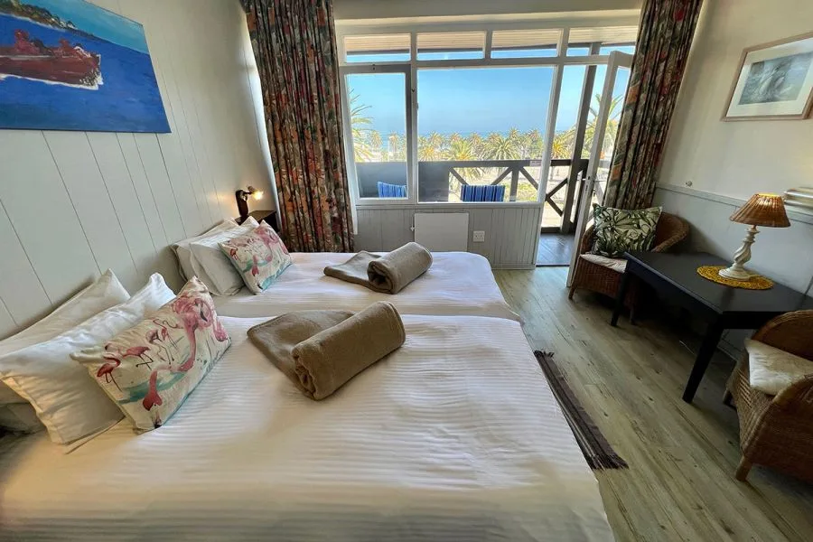Habitación doble con vistas al mar
