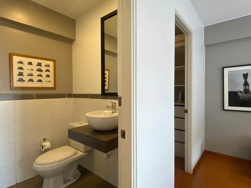 Sleek 2BR in Iconic Miraflores