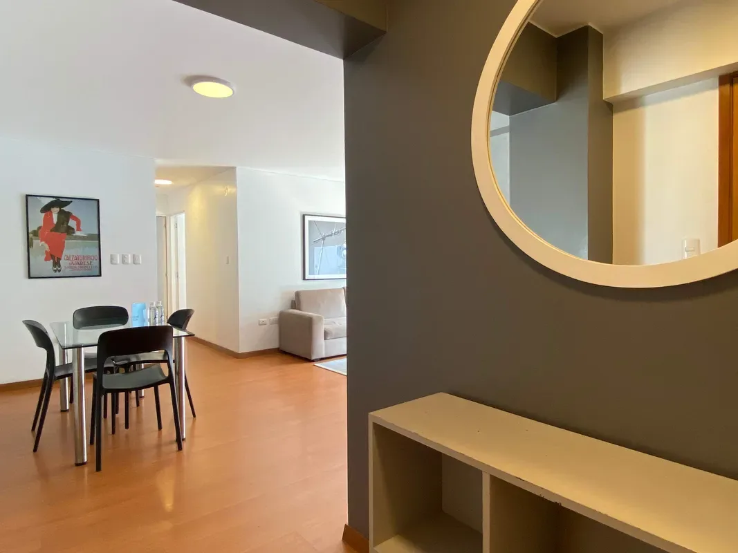 Sleek 2BR in Iconic Miraflores
