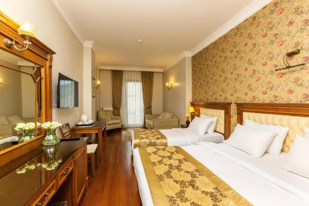 Foto de una habitación del Acra Hotel