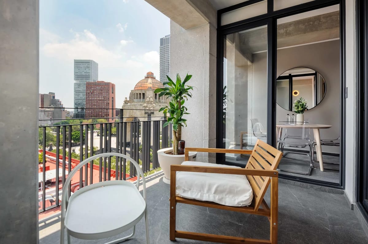 Thoughtful 2BR w/ Balcony in Tabacalera