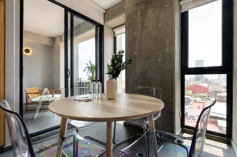 Thoughtful 2BR w/ Balcony in Tabacalera