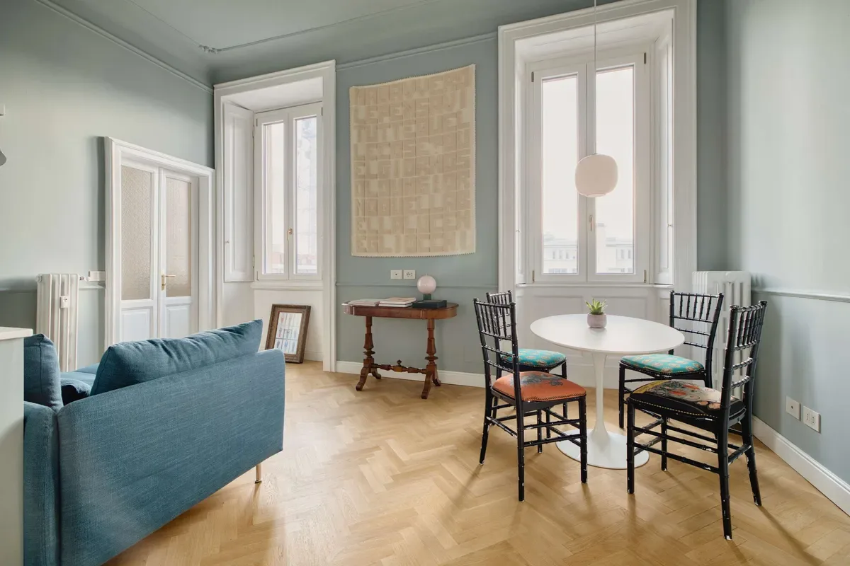 Bright 2BR Steps from Arco della Pace