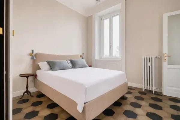 Bright 2BR Steps from Arco della Pace