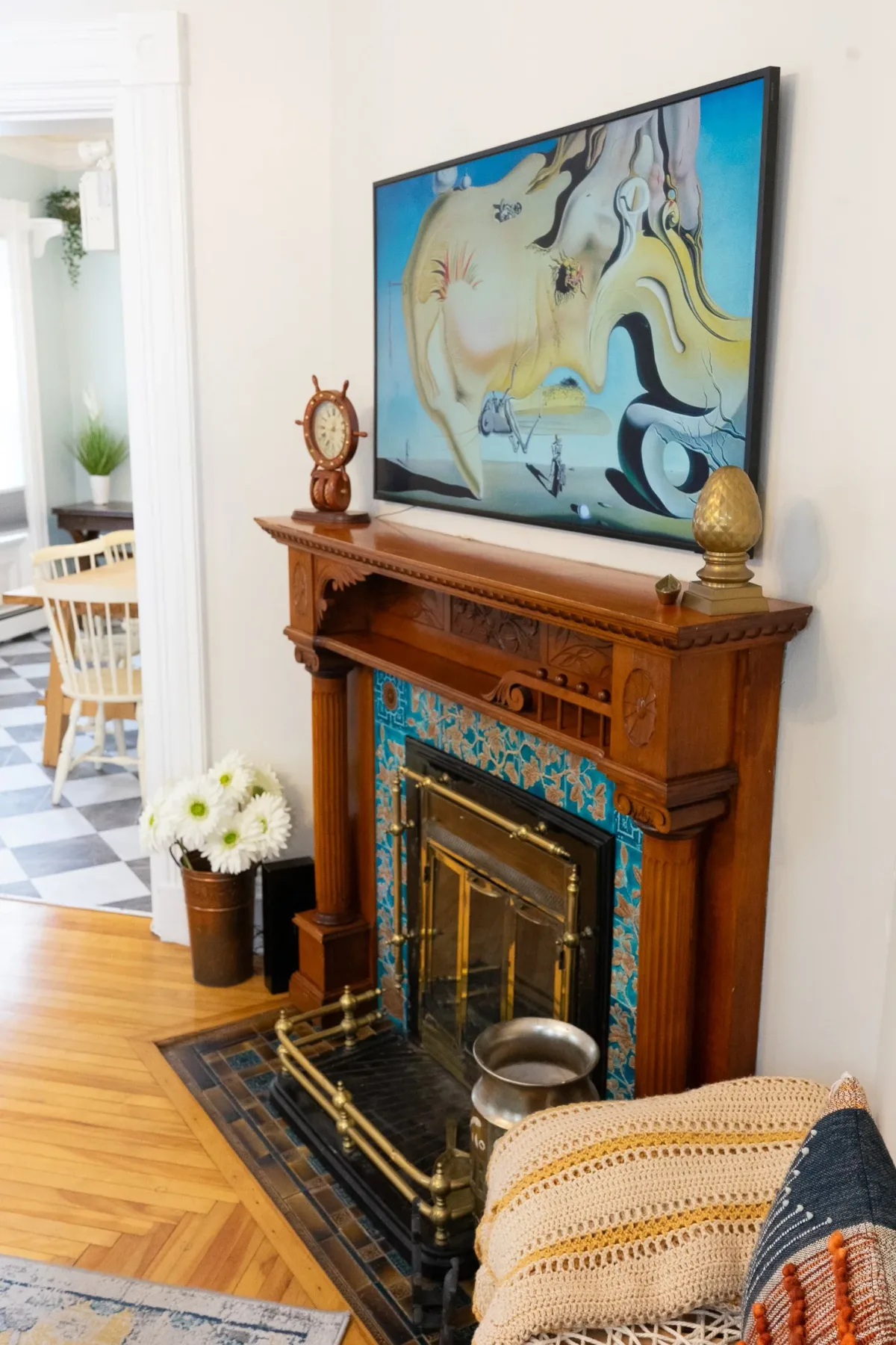 Inn interior photo