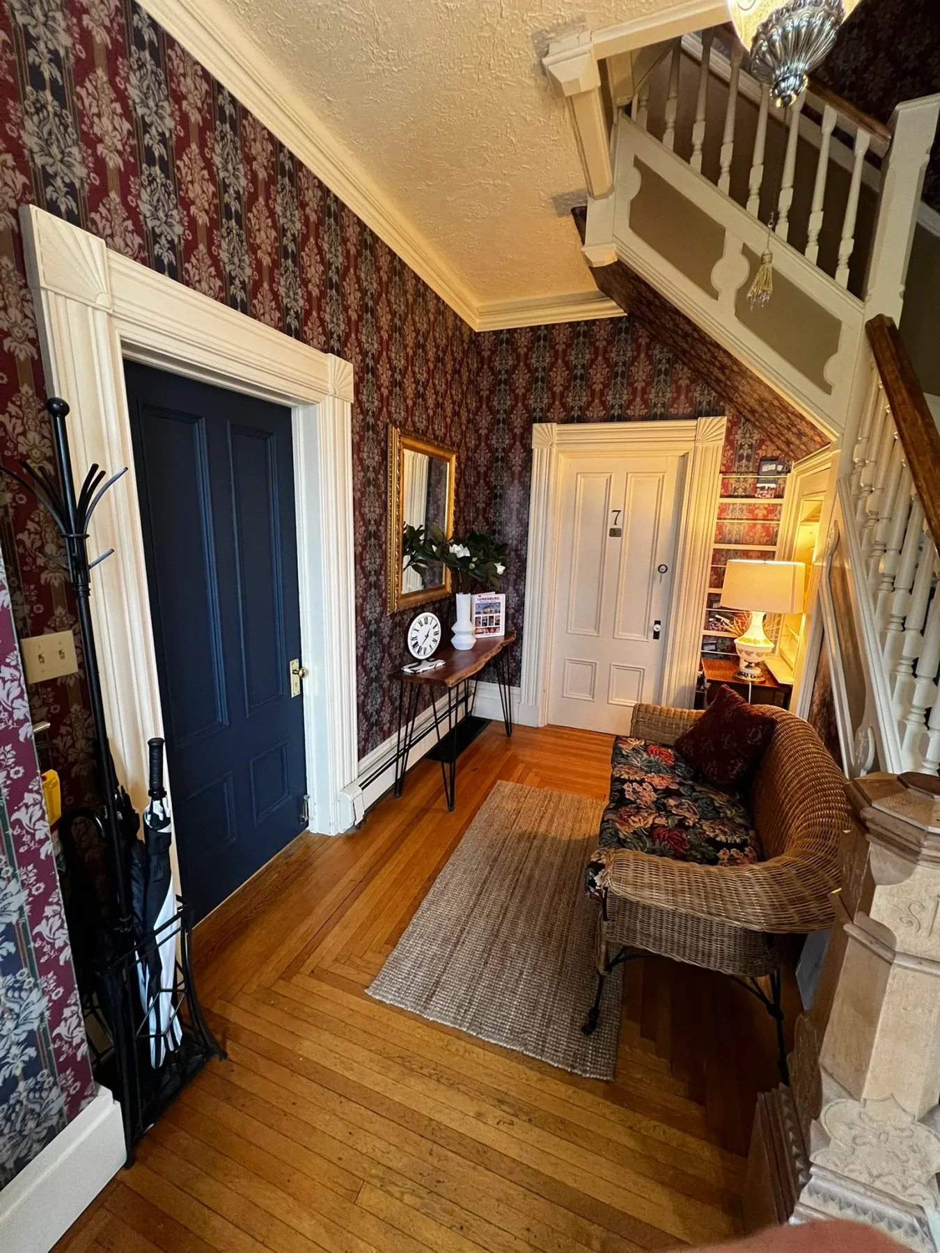 Inn interior photo