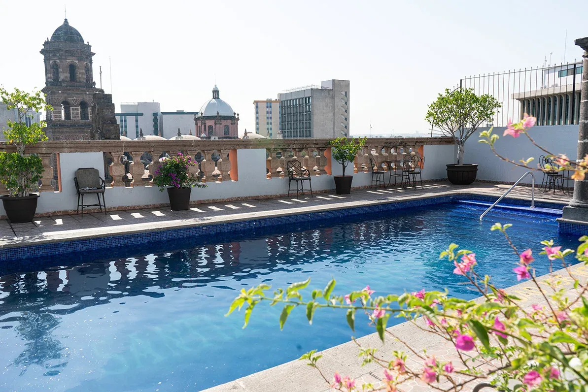 Piscina del hotel