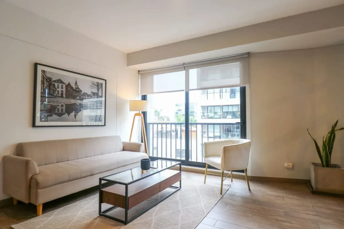 Astounding 2BR in Miraflores