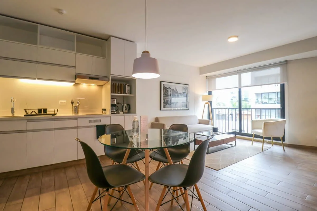 Astounding 2BR in Miraflores