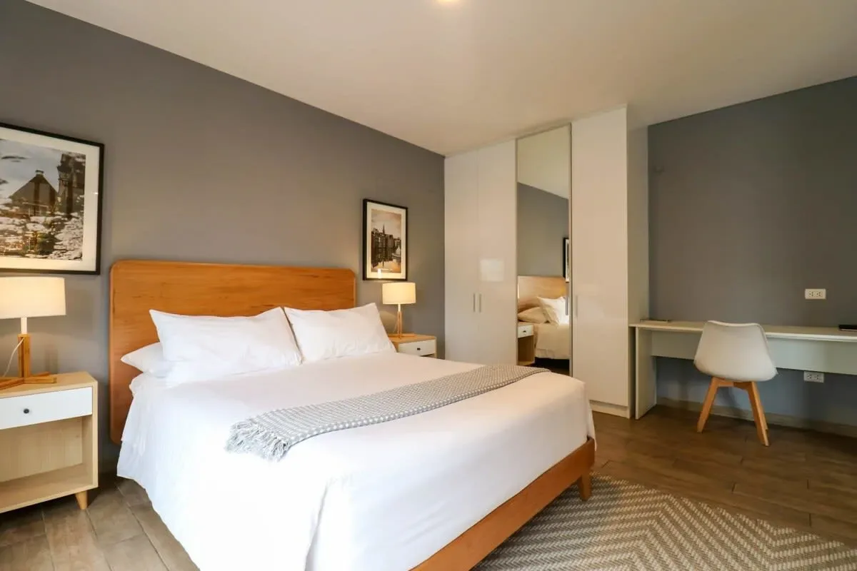 Astounding 2BR in Miraflores