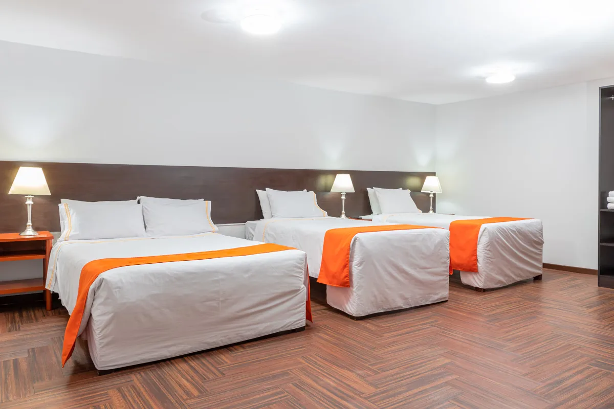 Habitación cuádruple económica
