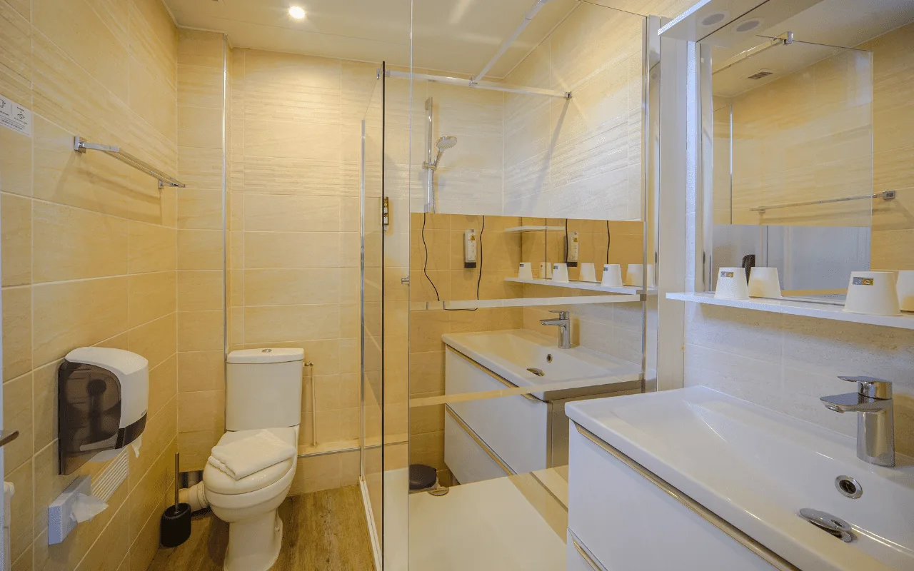 Triple room