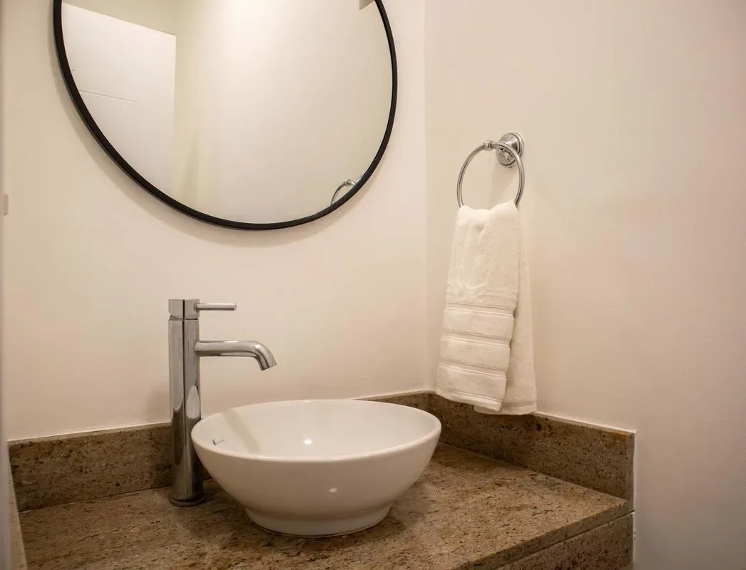 Striking 1BR near Malecon in Miraflores