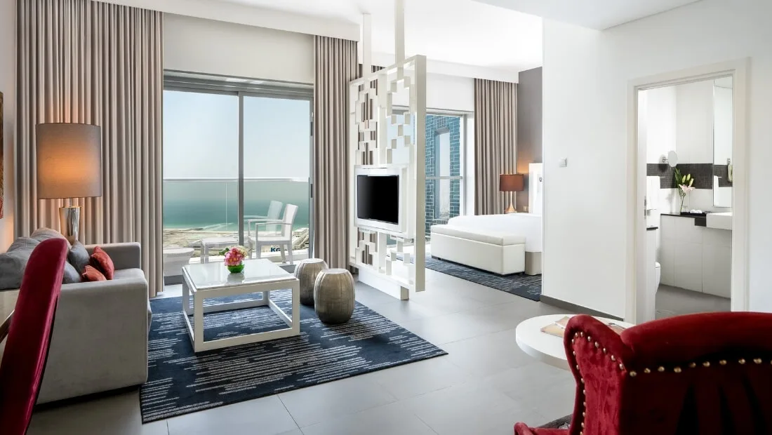 Grand King Suite with Soluna Beach Access