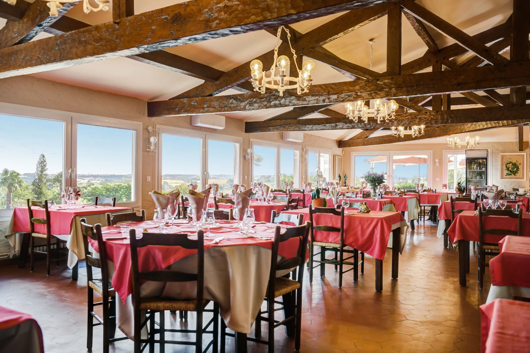 Hotel restaurant