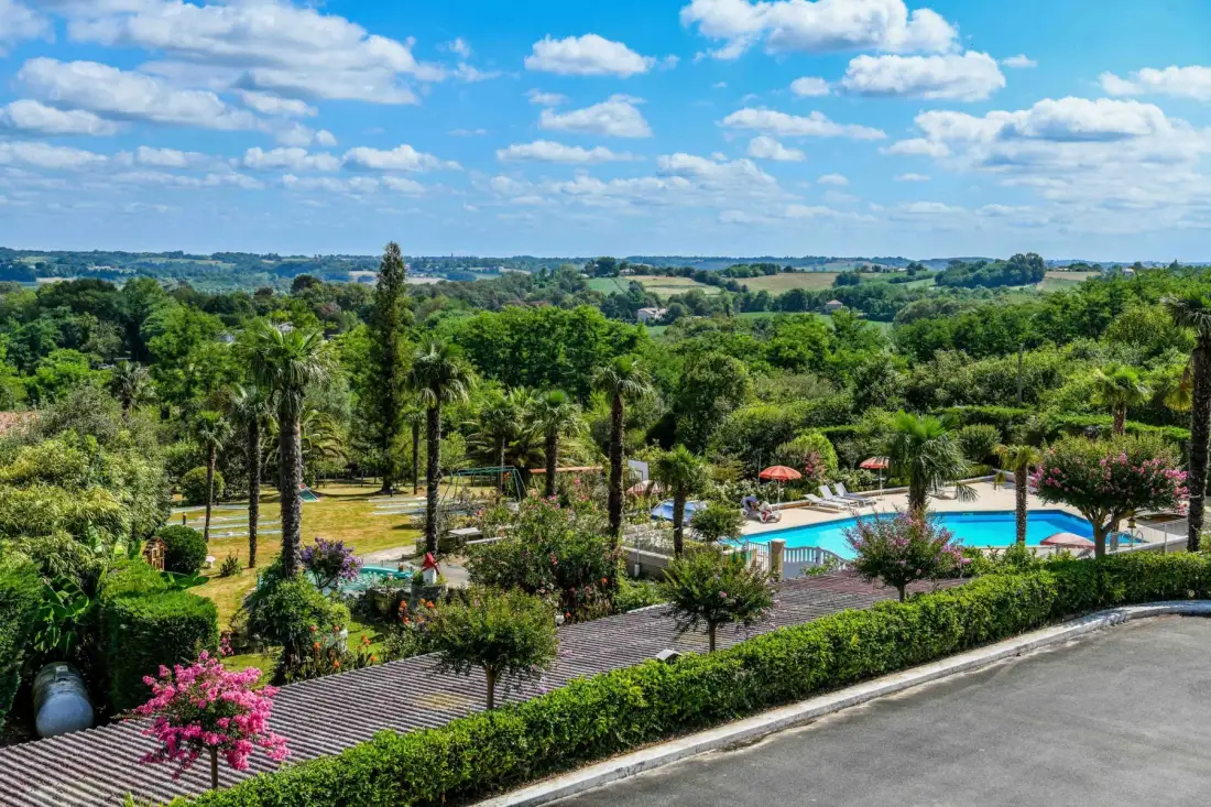 Aux Tauzins hotel