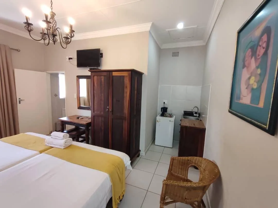 Bird’s Nest Guest House
