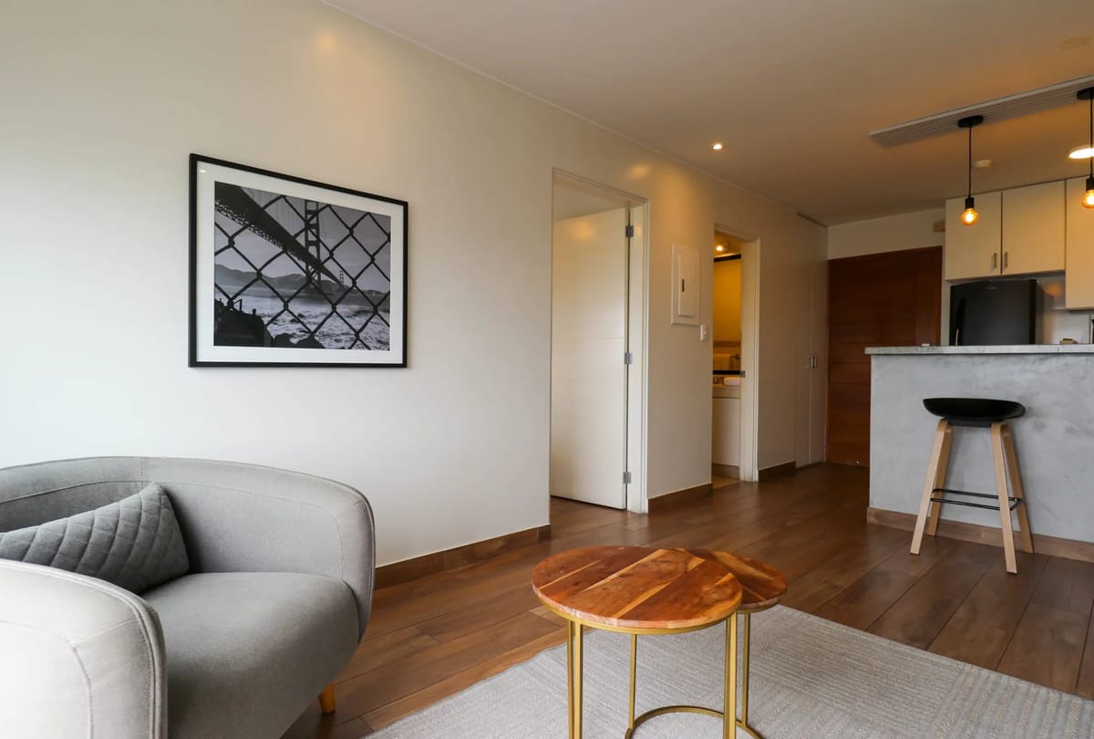 Fantastic 1BR with Balcony in Miraflores