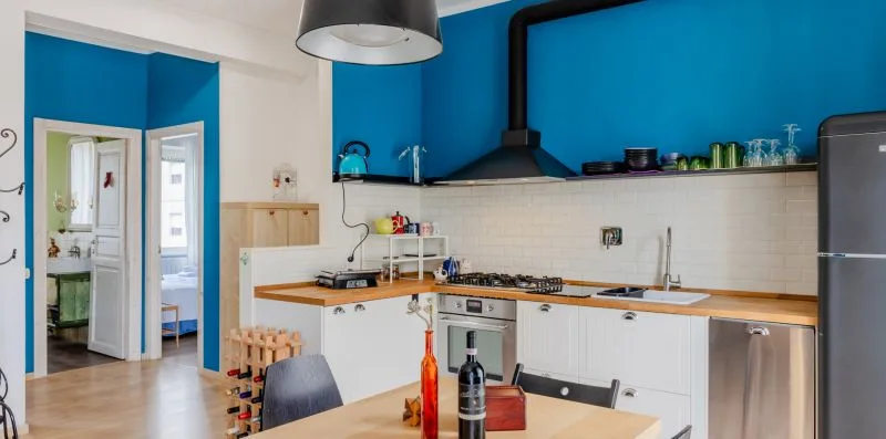 GuestHost - Bell’occhio Colorful Apt with Parking