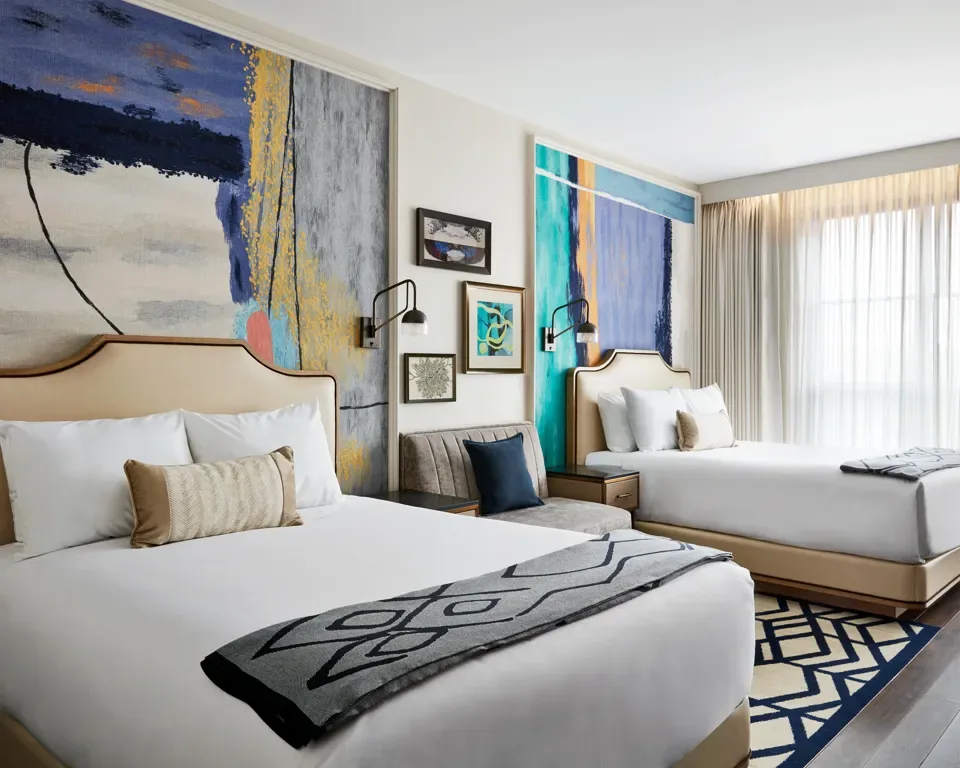 Deluxe Double Queen Room