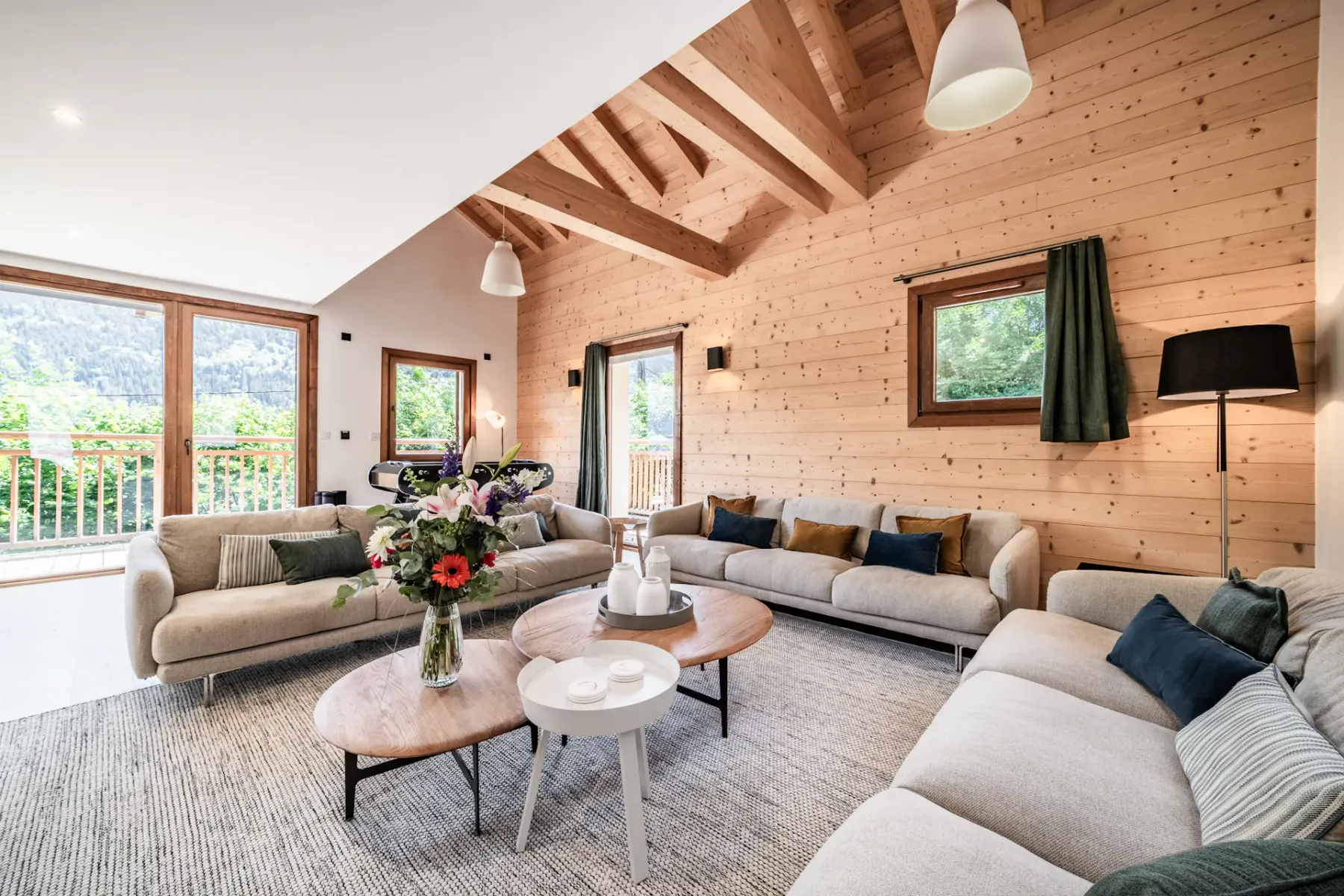 Cosy alpine living room ski chalet Arande Saint Gervais