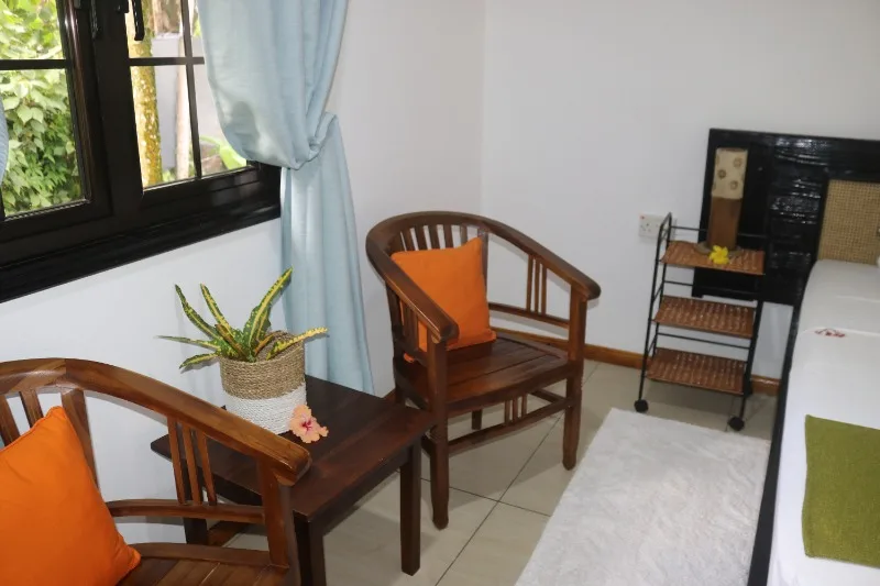 Superior Bungalow room photo