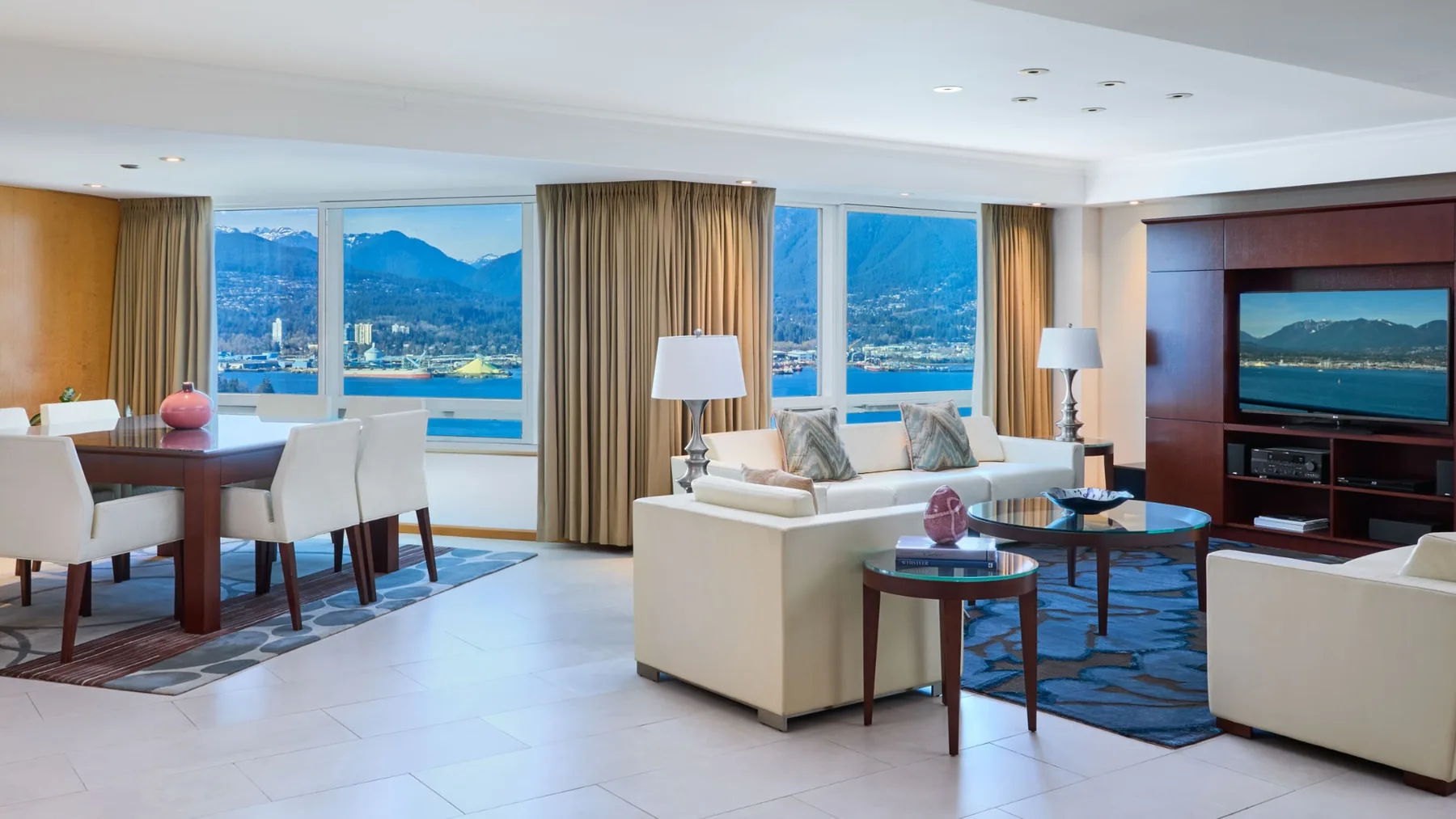 Suite Pacific