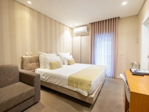 Adelaide Hotel property photo
