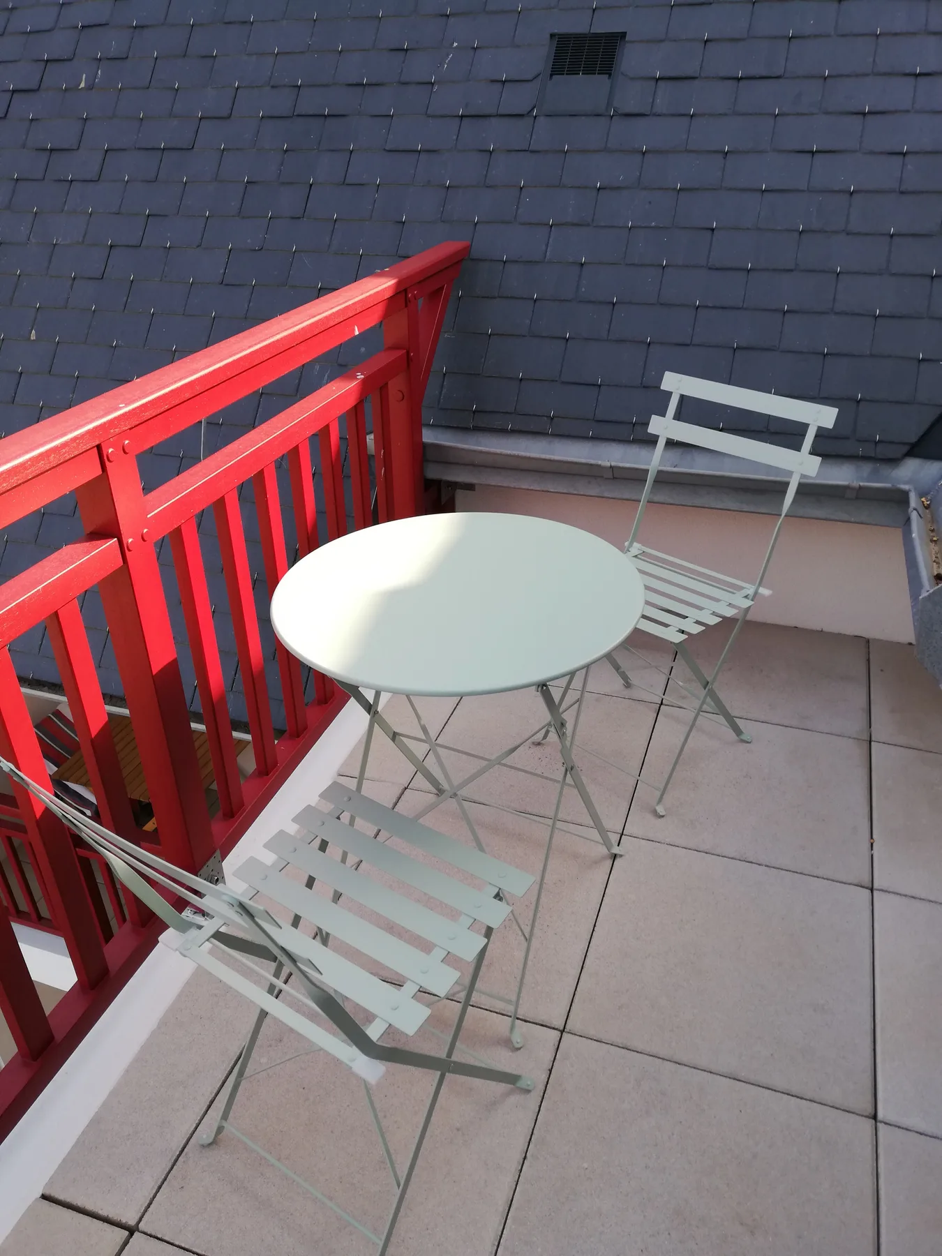 Apartment listing gallery photo.