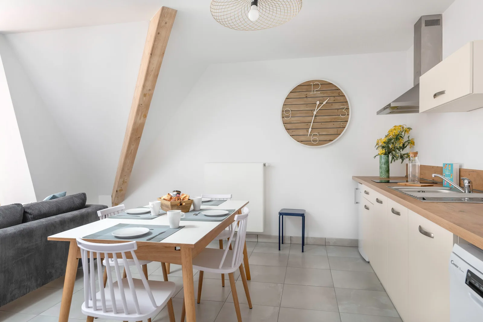 Apartment listing gallery photo.