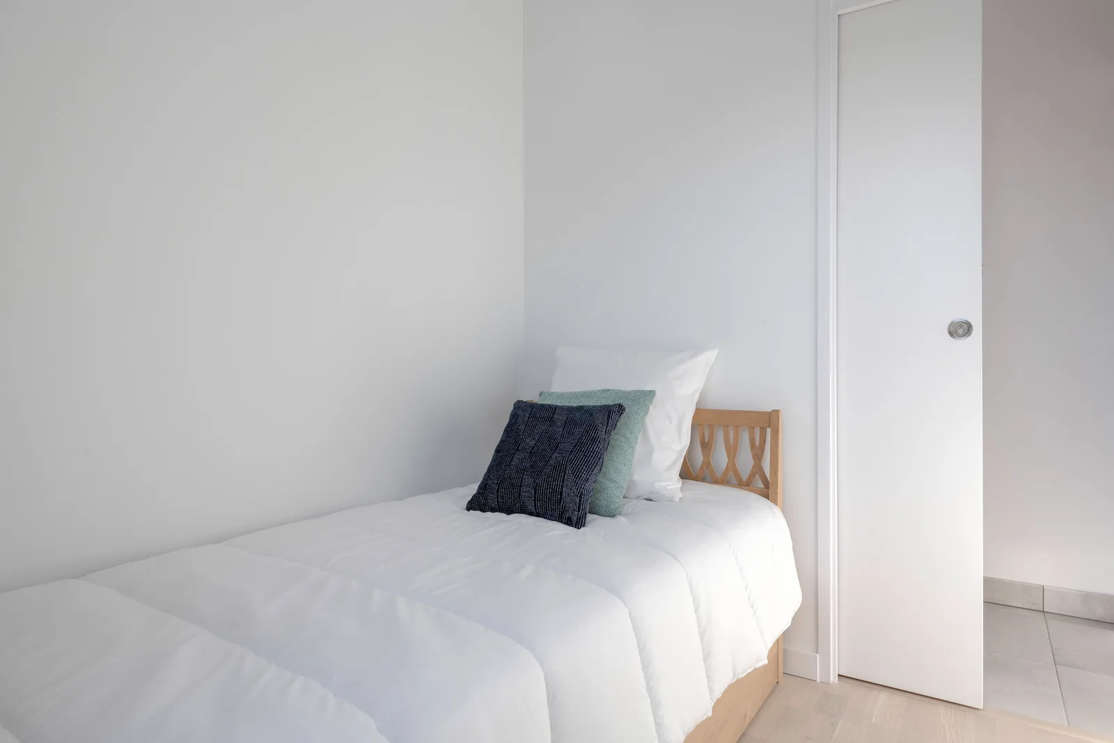 Apartment listing gallery photo.