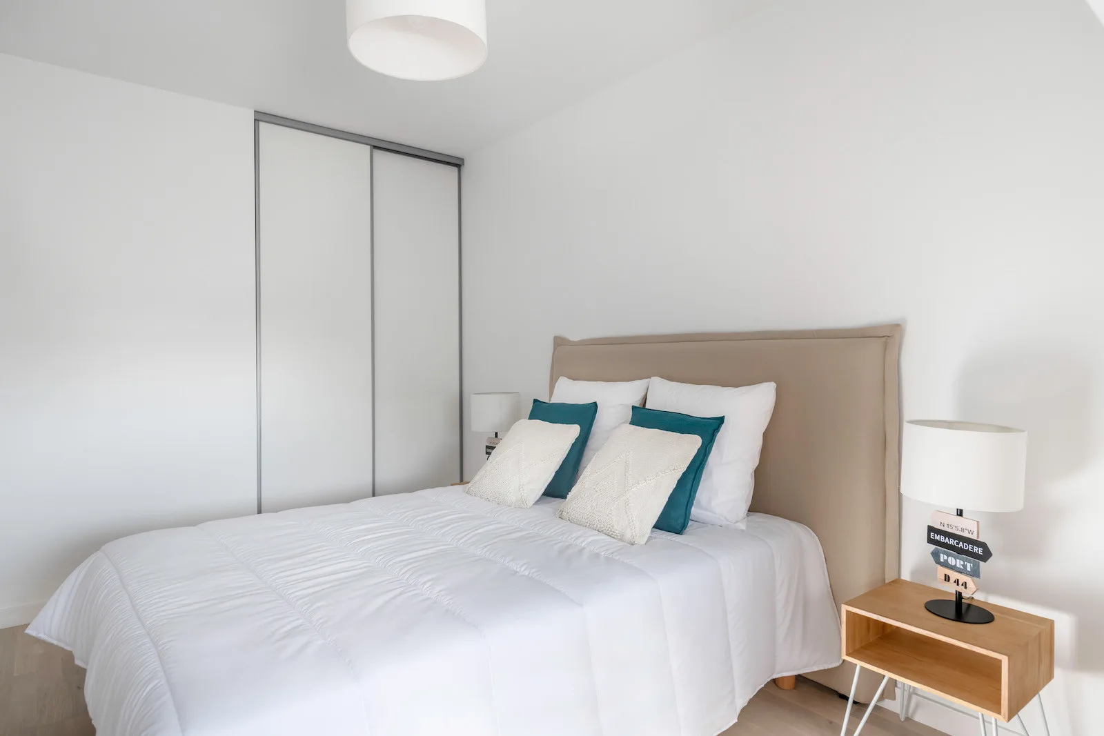 Apartment listing gallery photo.