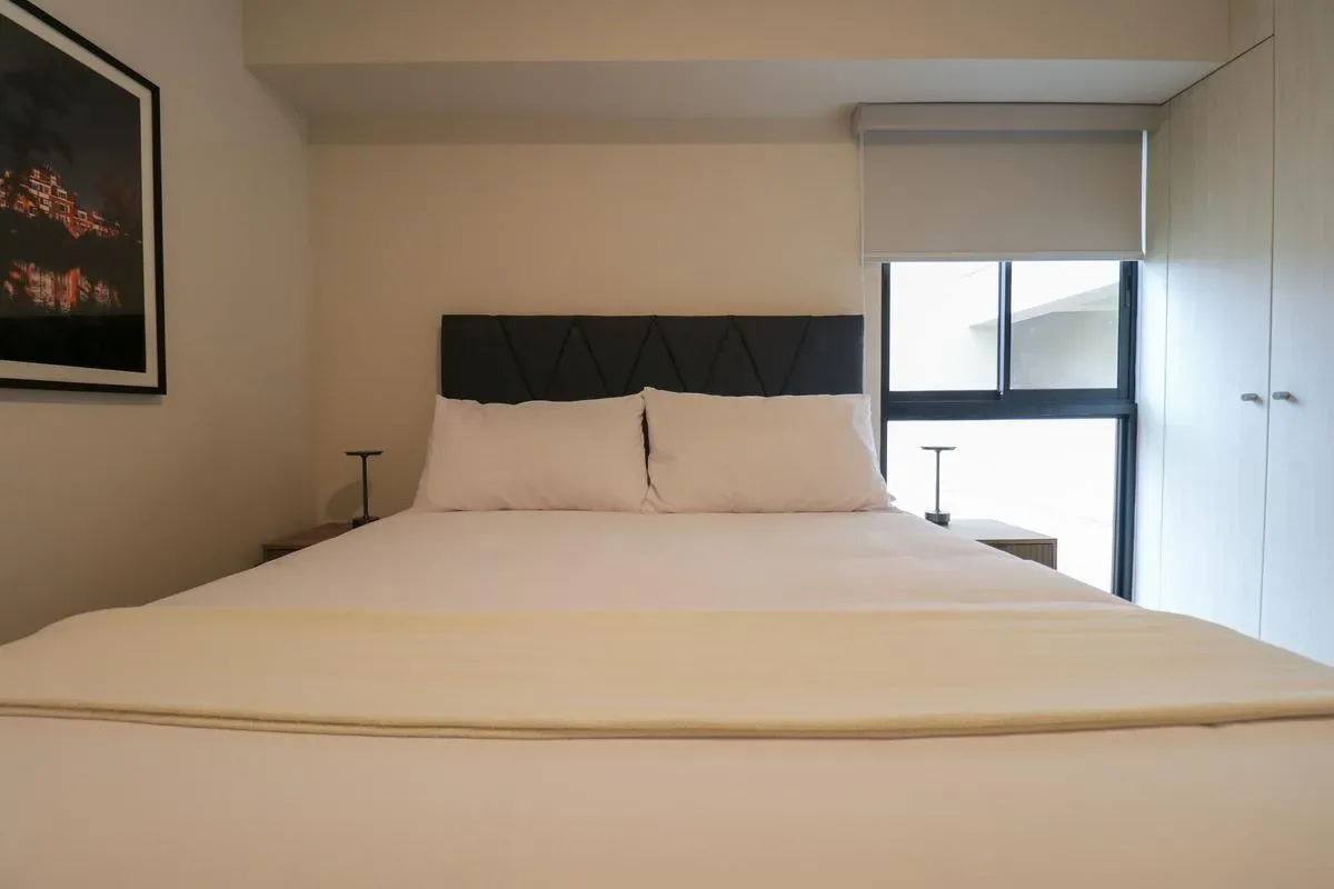 Trendy & Cozy 2BR w/ Balcony in Miraflores