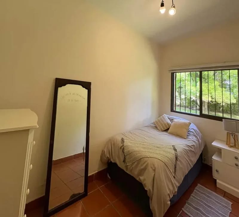 Spectacular 4BR w/ Garden Views in Mendoza