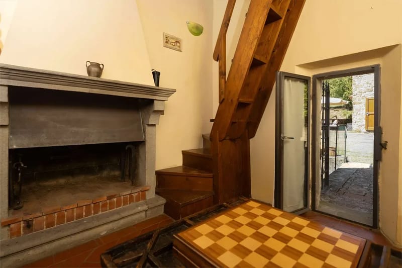 Charming Tuscan Tower with Private Pool