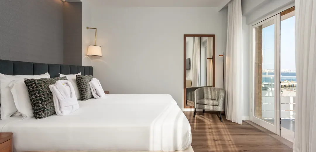 Sea View Suite bedroom