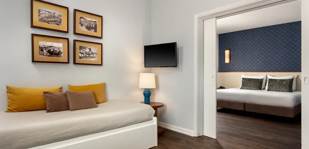 Family Room with City View, fourth floor