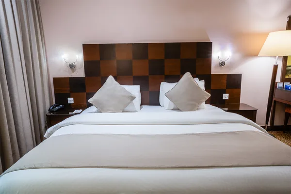 Premium Room (King)