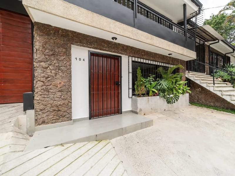 Charming 3BR w/ 3 Jacuzzis in El Poblado