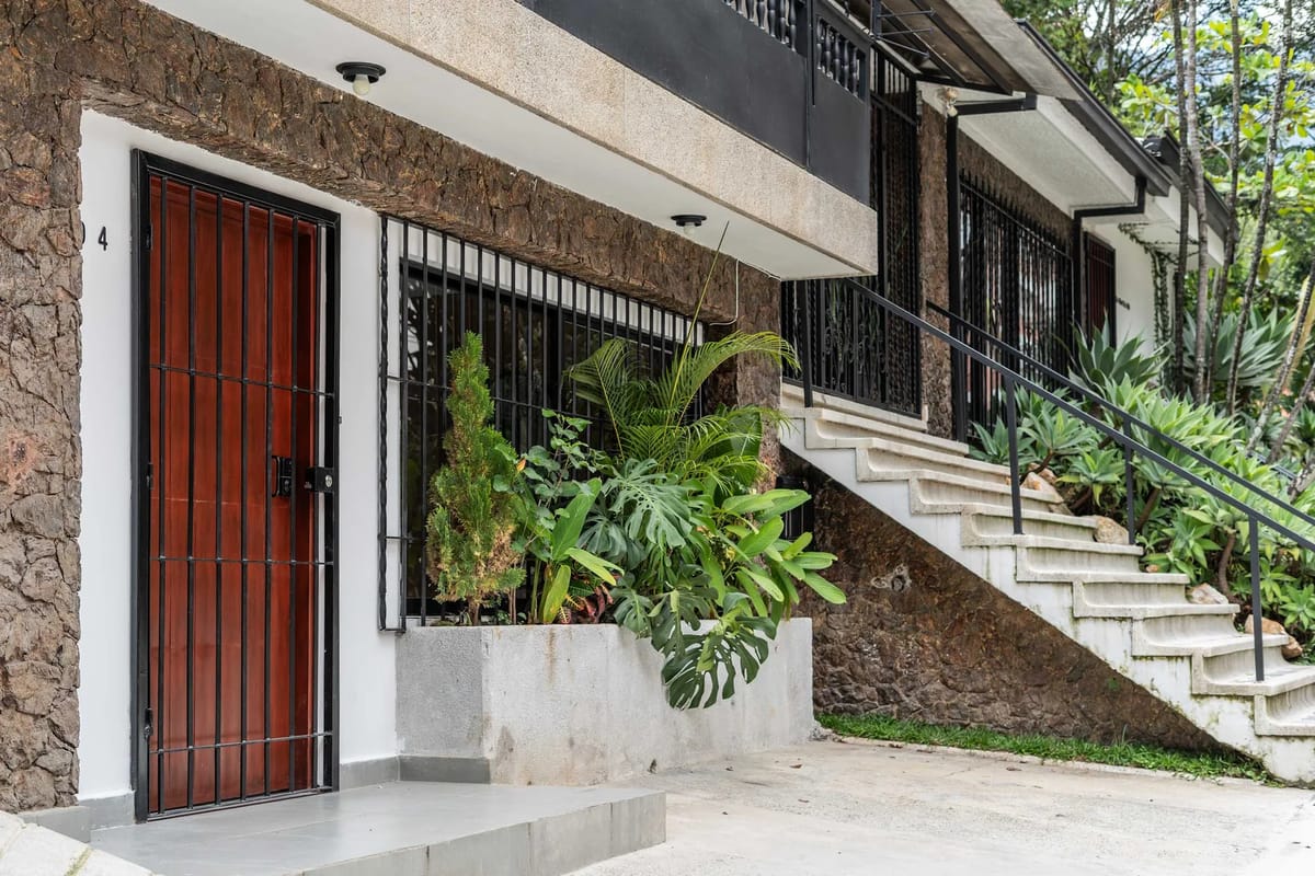 Charming 3BR w/ 3 Jacuzzis in El Poblado