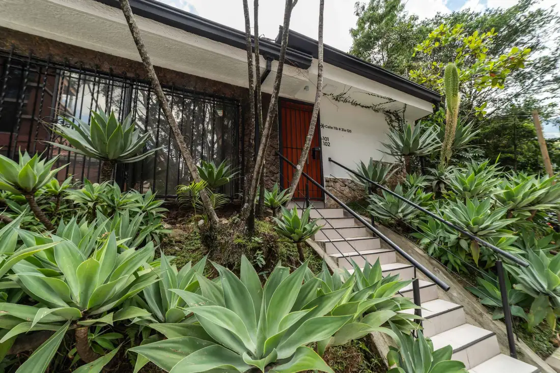 Charming 3BR w/ 3 Jacuzzis in El Poblado