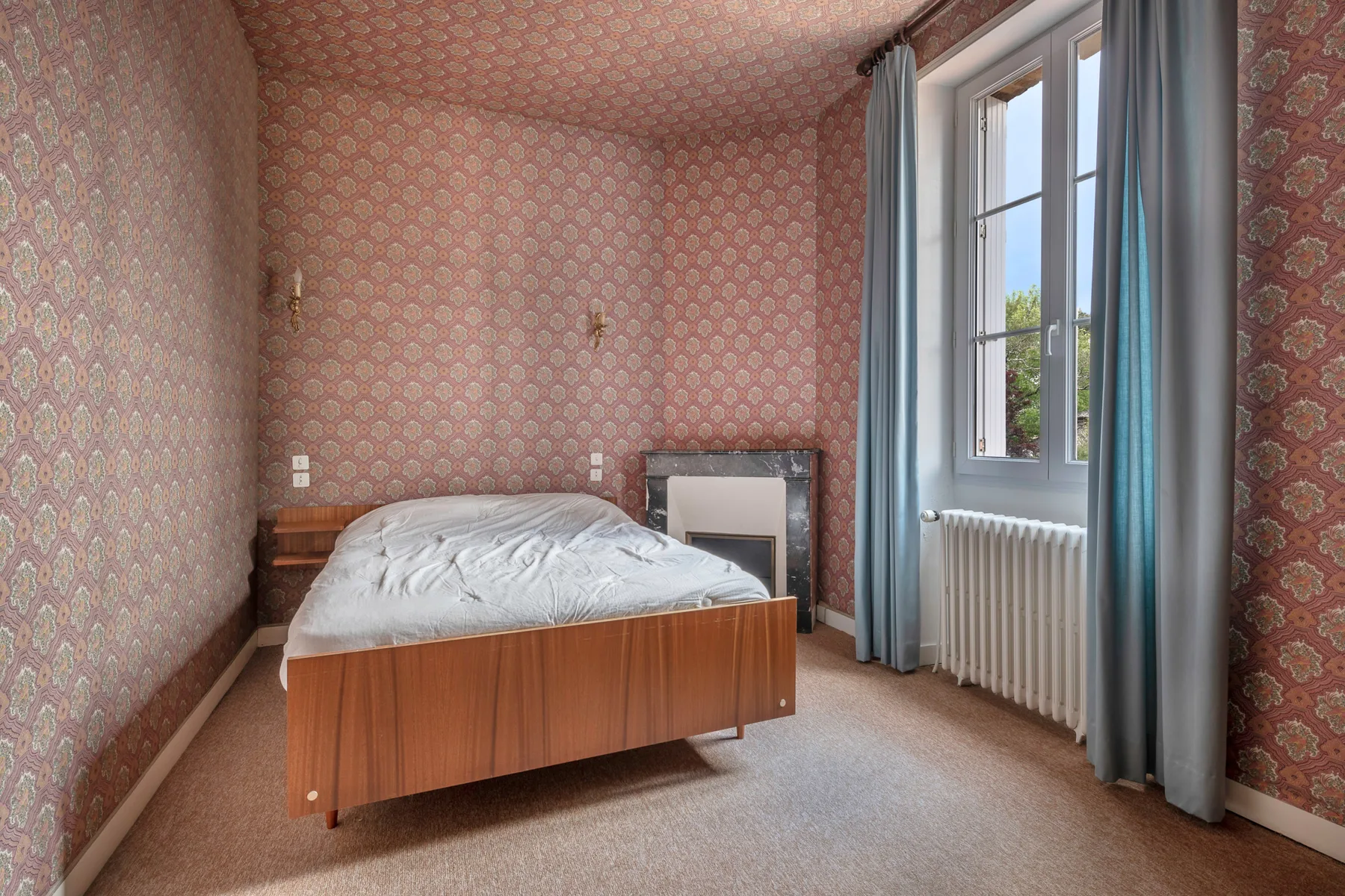 House listing gallery photo