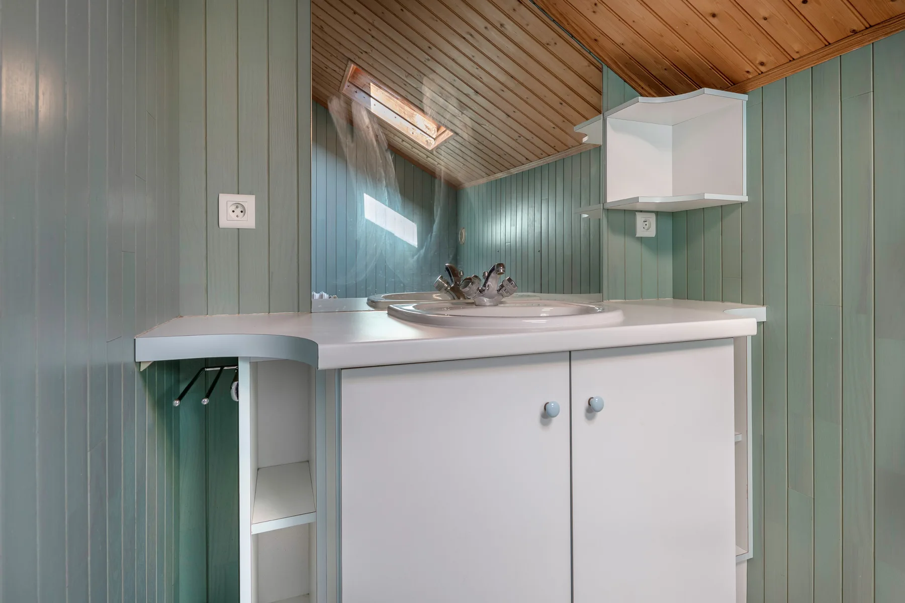 House listing gallery photo
