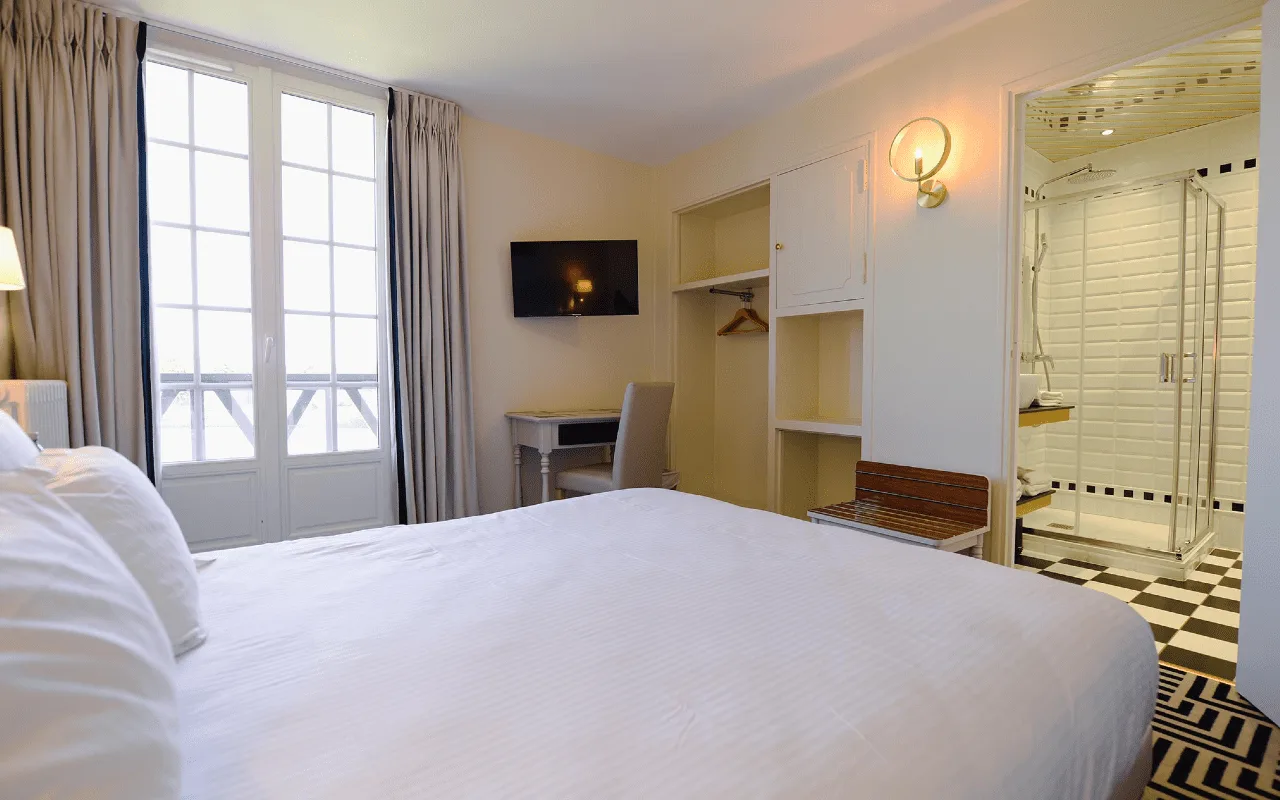 Seine-view double room