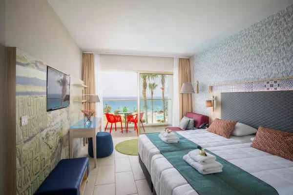 Twin/Double Sea View room