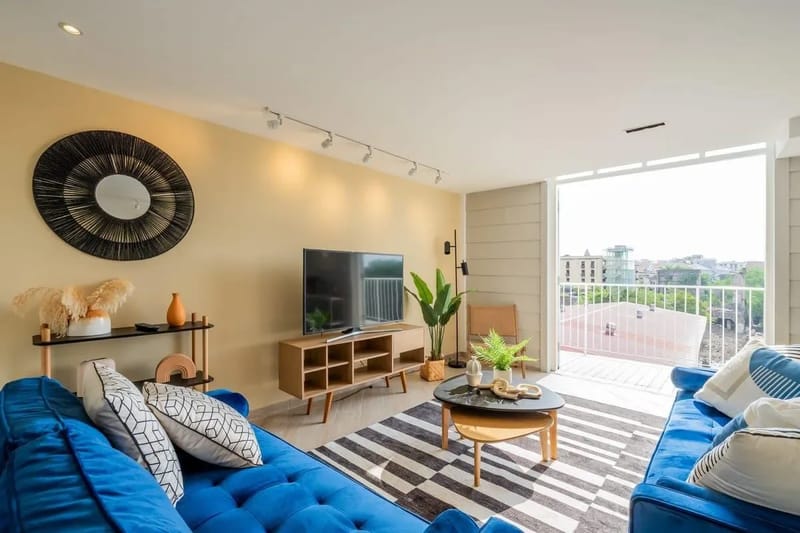 Enchanting 3BR in Casco Antiguo w/ Balcony