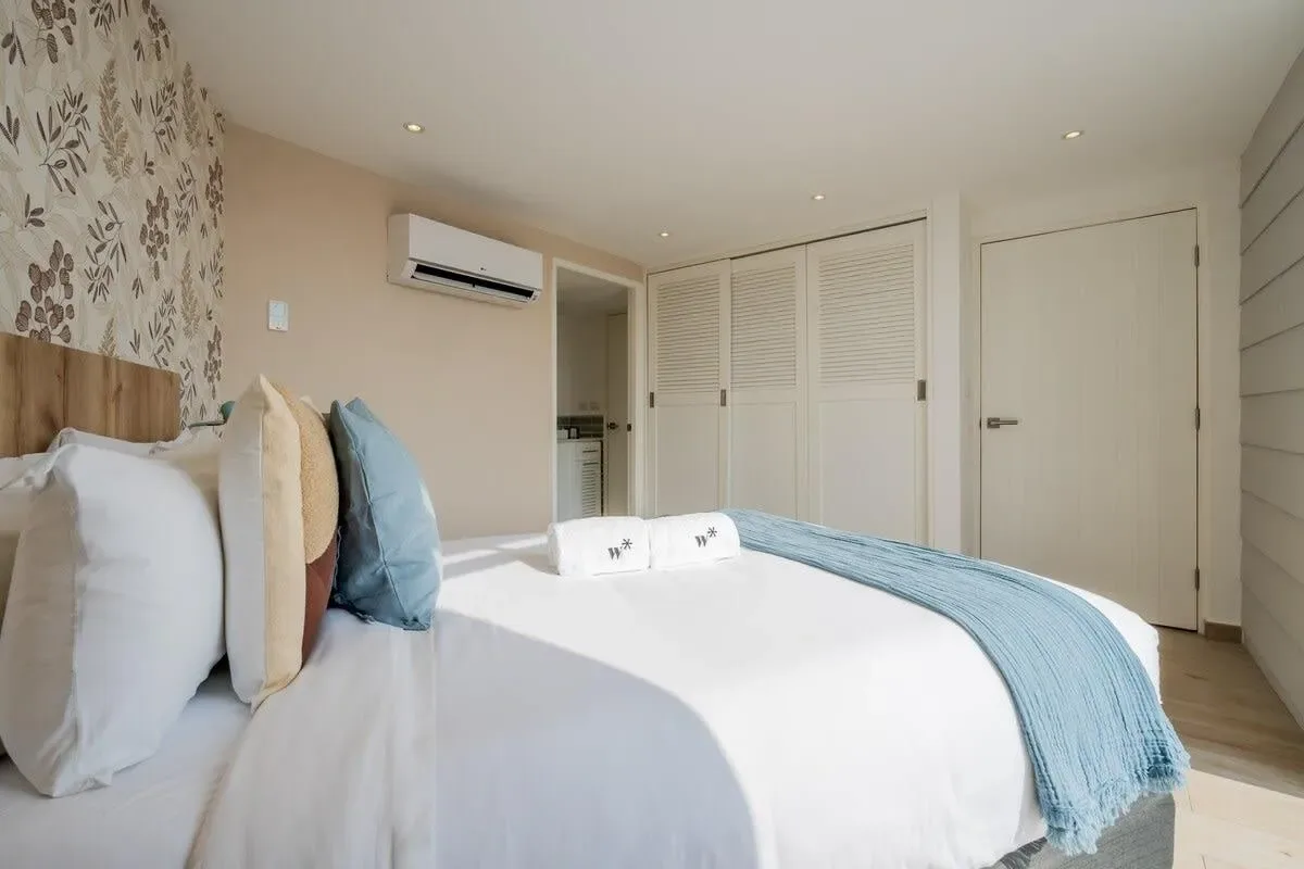 Enchanting 3BR in Casco Antiguo w/ Balcony