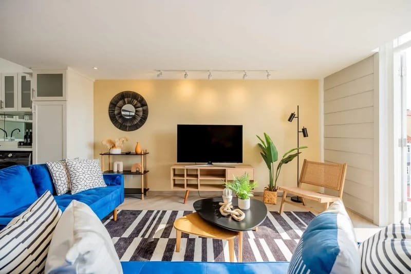 Enchanting 3BR in Casco Antiguo w/ Balcony